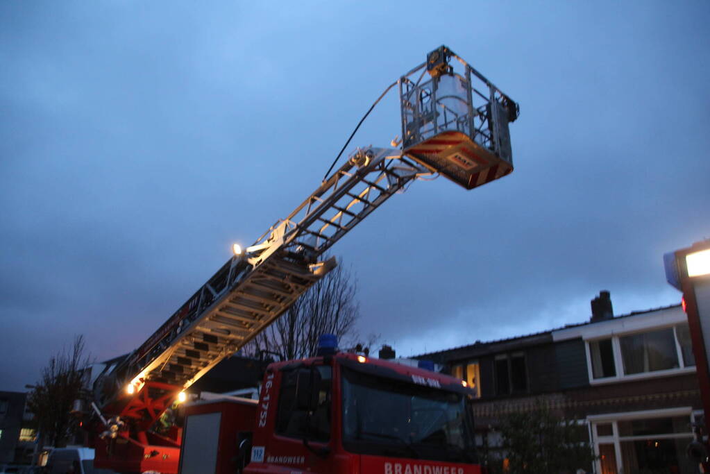 Brandweer ingezet voor woningbrand