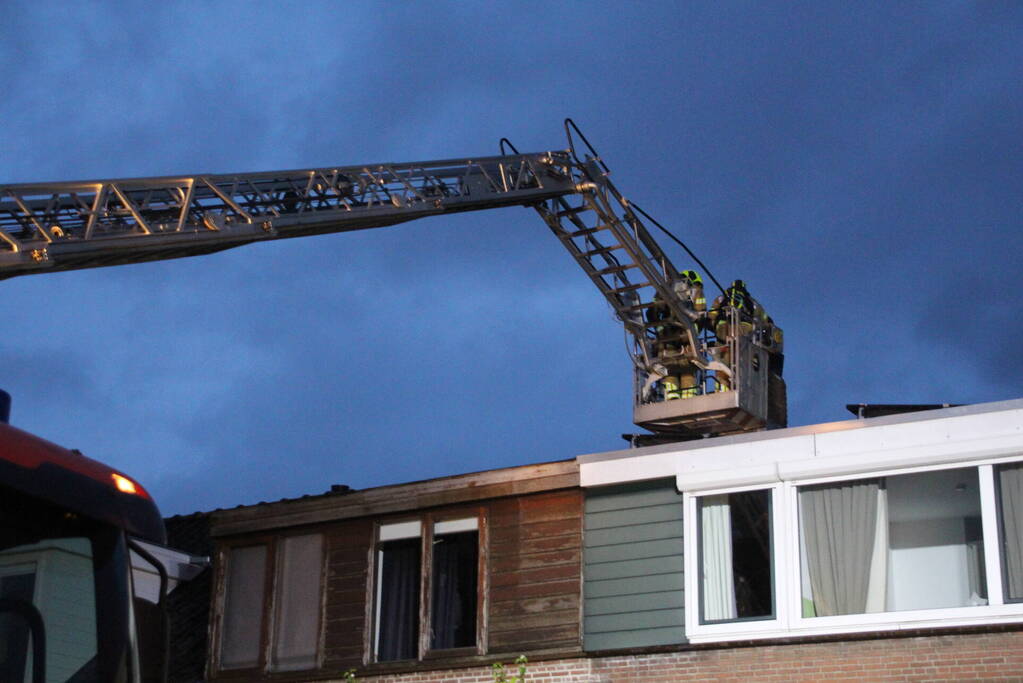 Brandweer ingezet voor woningbrand