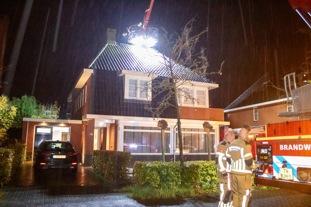 Brandweer ingezet voor brand in schoorsteen