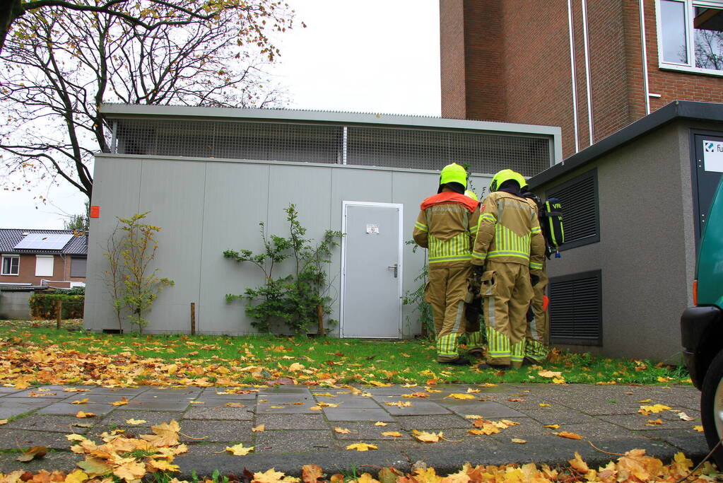 Brandweer verricht onderzoek naar lucht van propaangas