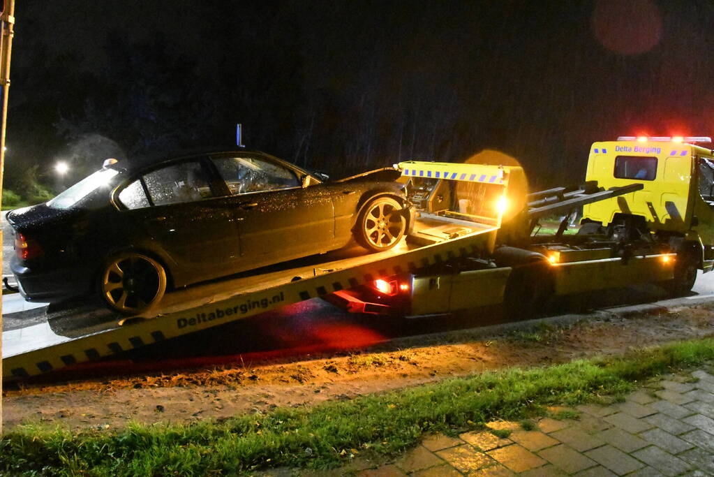 Schade bij aanrijding tussen drie auto's