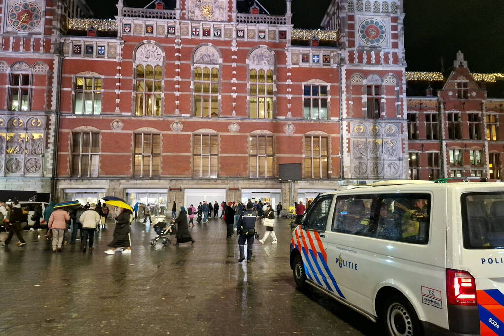 Grote opkomst demonstratie Centraal Station