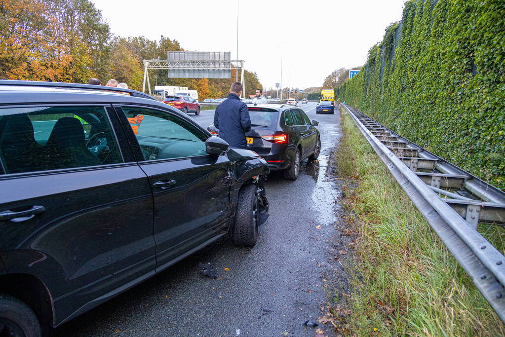 Zes voertuigen betrokken bij kettingbotsing