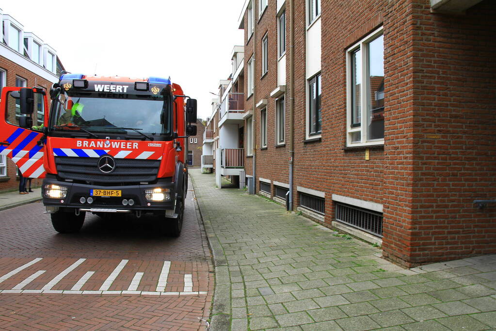 Onderzoek naar mogelijke brand in appartementencomplex