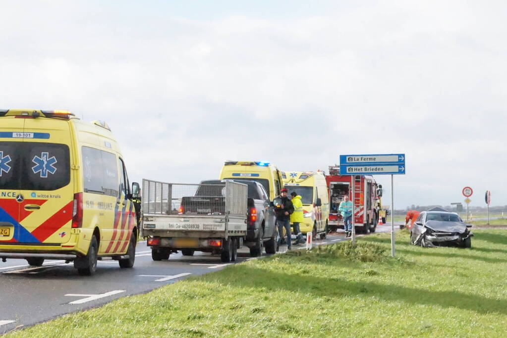 Gewonden bij ongeval tussen twee auto's