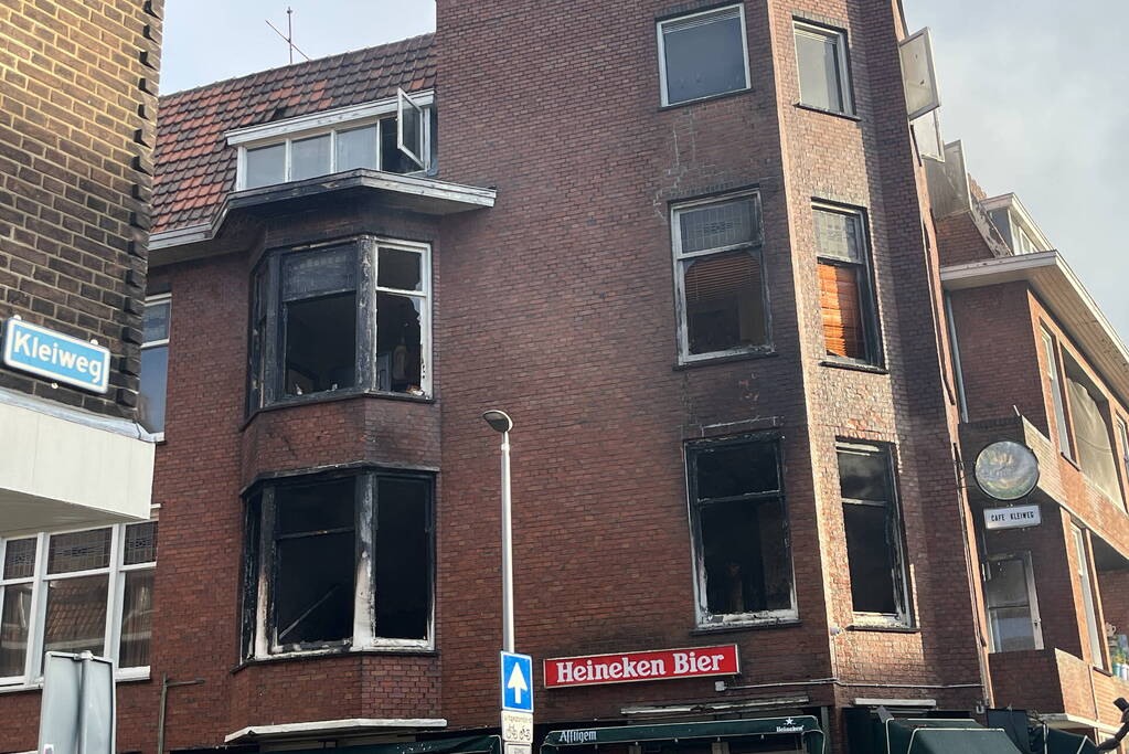 Grote uitslaande brand in appartementencomplex