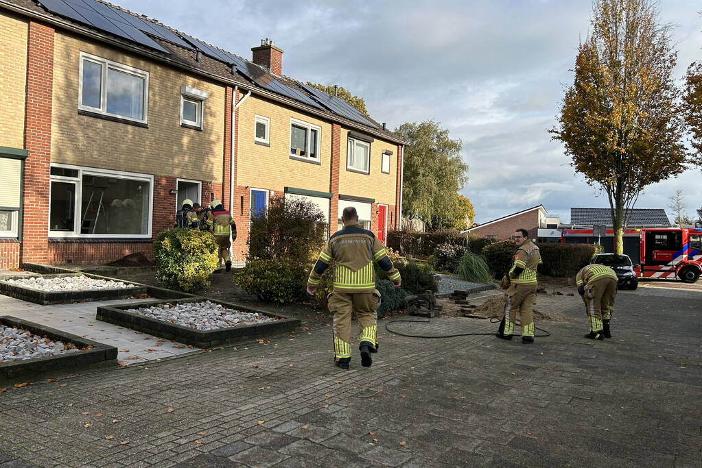 Gasleiding geraakt bij graafwerkzaamheden voor glasvezel