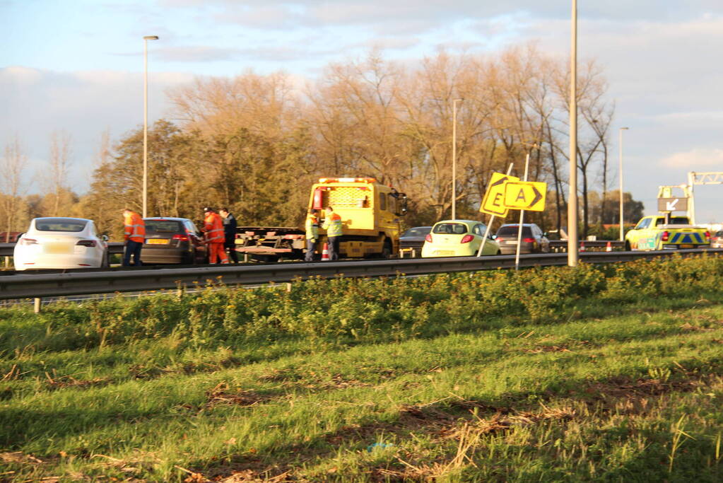 Forse vertraging op snelweg door aanrijding