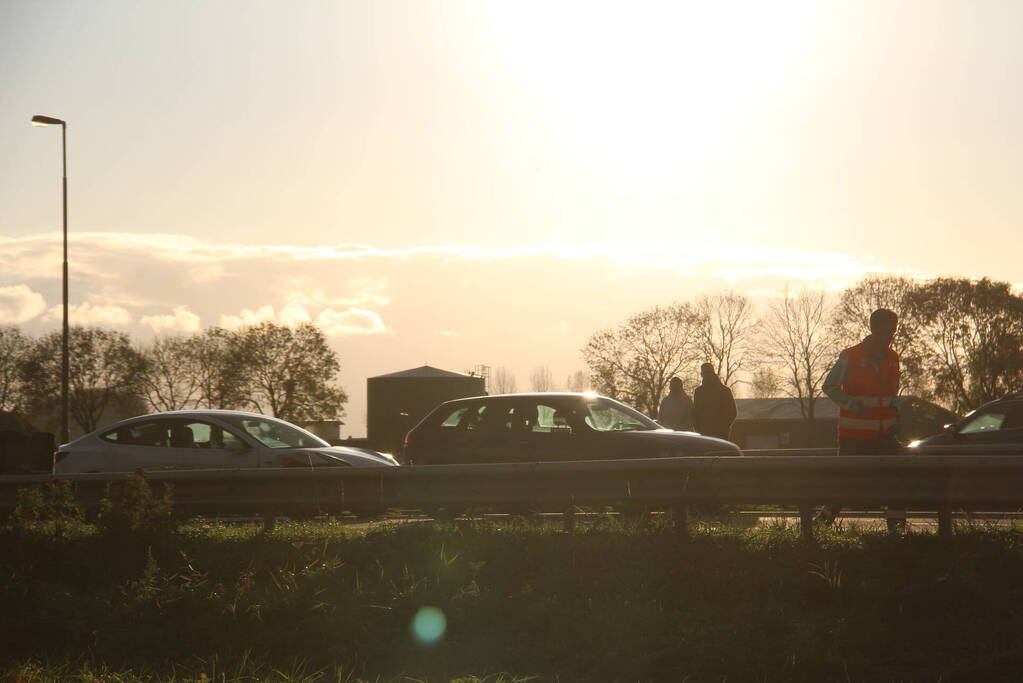 Forse vertraging op snelweg door aanrijding