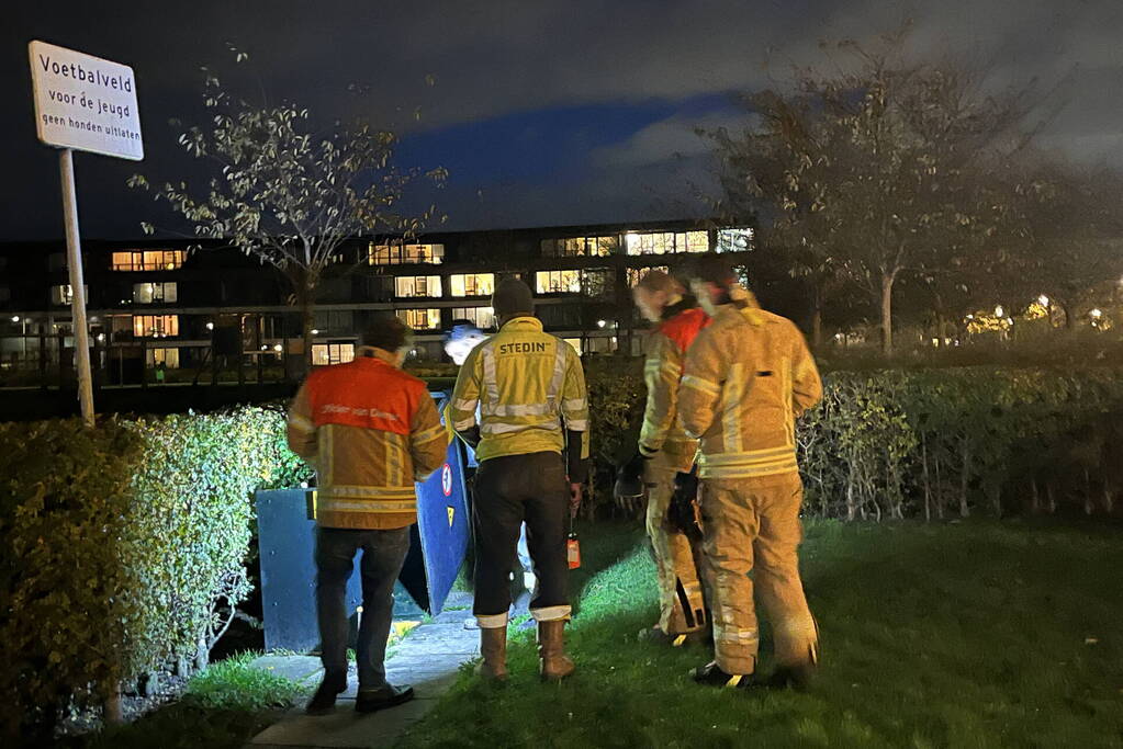 Brandweer doet onderzoek naar gaslucht