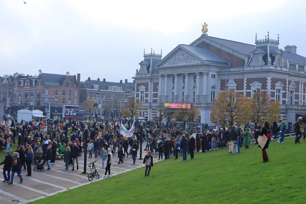 Tienduizenden mensen bij klimaatmars