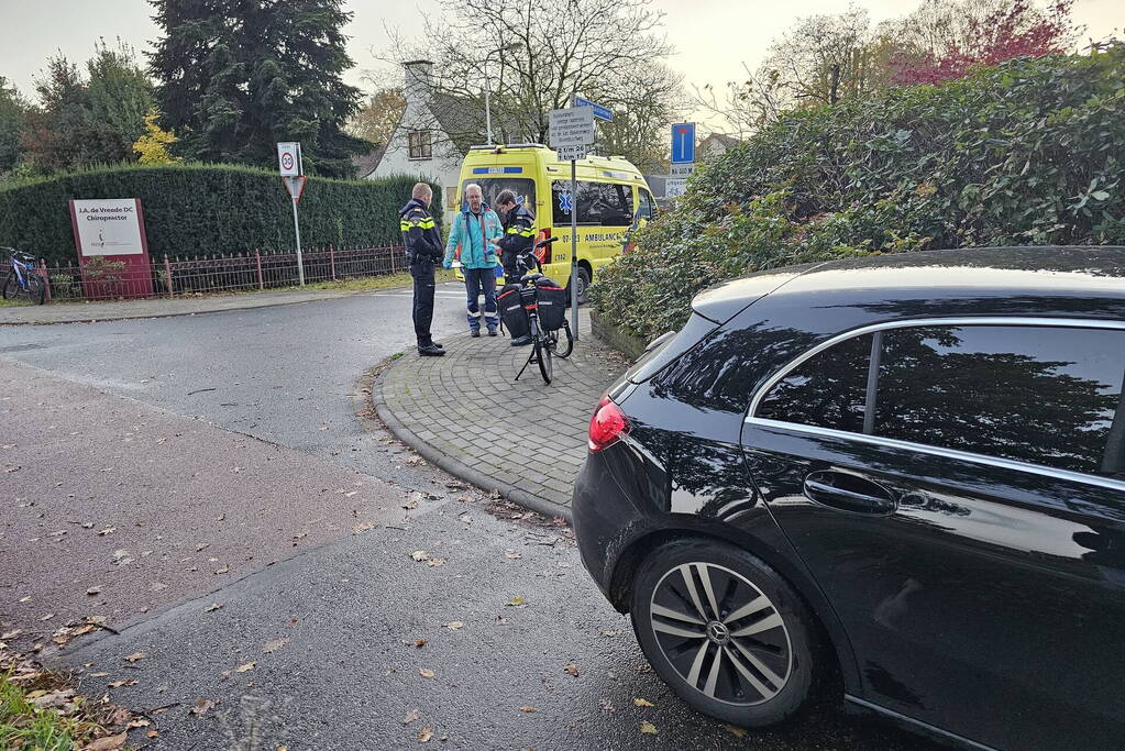 Ebiker onderuit op glad fietspad door windvlaag