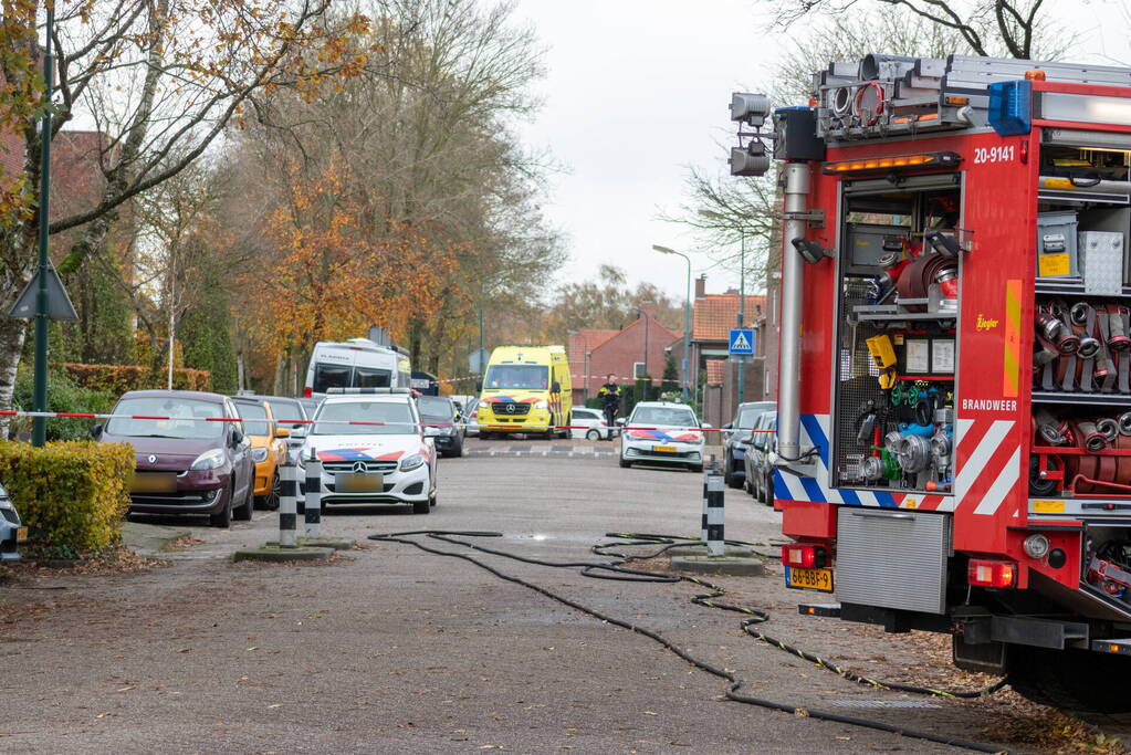 Man met verward gedrag stormt basisschool binnen