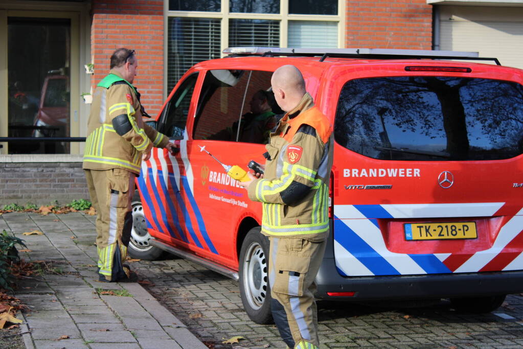 Brandweer ingezet voor vreemde lucht in flatgebouw