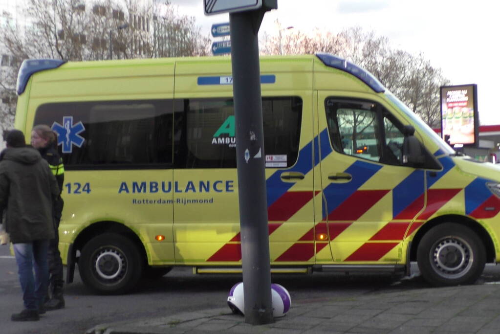 Scooterrijder gewond bij botsing met auto