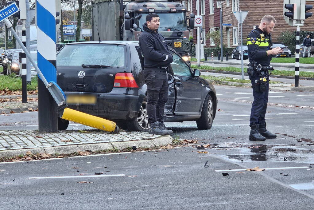 Forse schade bij frontale aanrijding