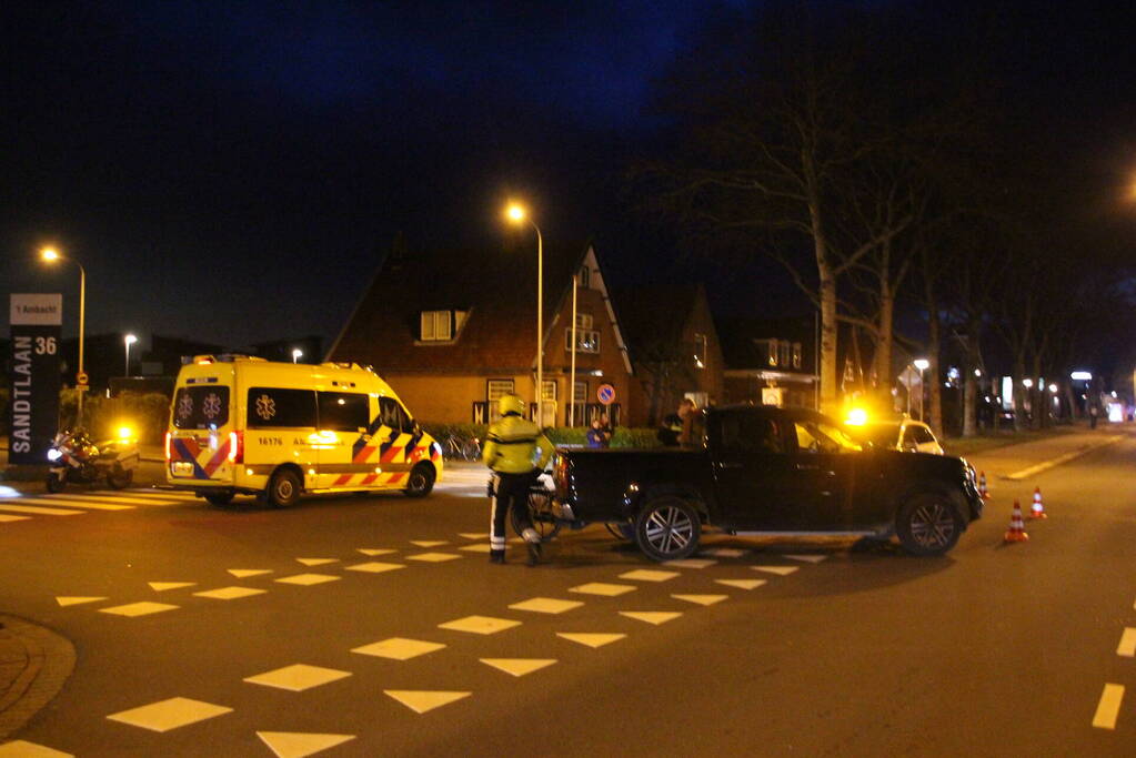 Fietser gewond bij botsing met pick-up