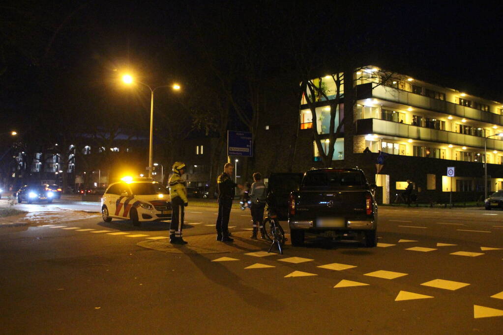 Fietser gewond bij botsing met pick-up