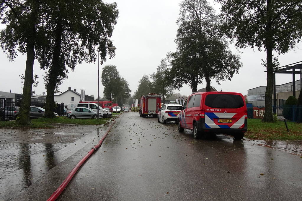 Loods in as na grote brand