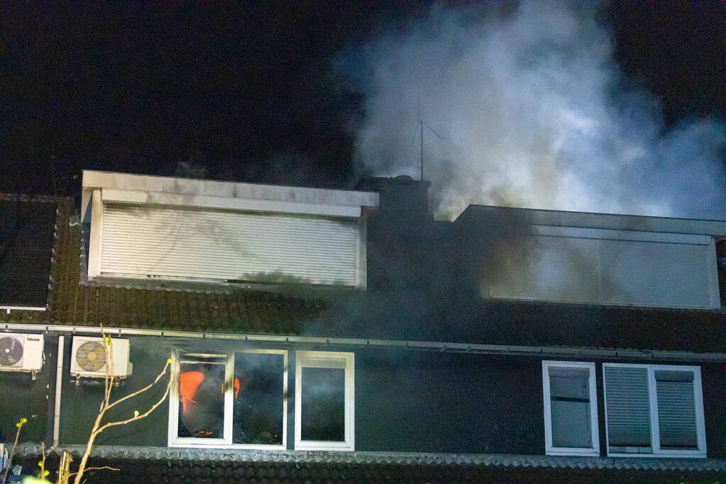 Woning flink beschadigd door uitslaande brand