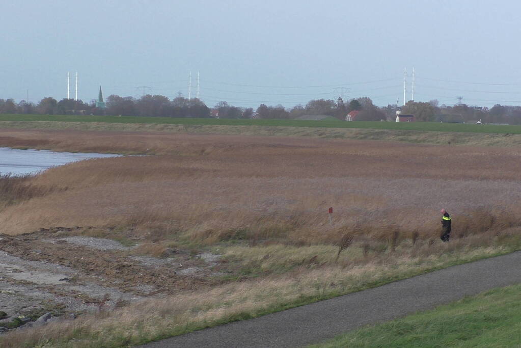 Bijna 1000 kilo cocaïne aangetroffen na verdachte situatie op Westerschelde