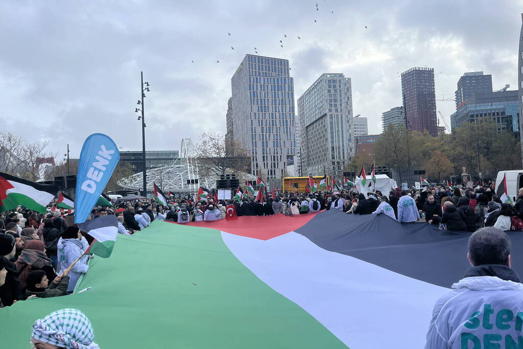 Grote opkomst pro Palestina demonstratie