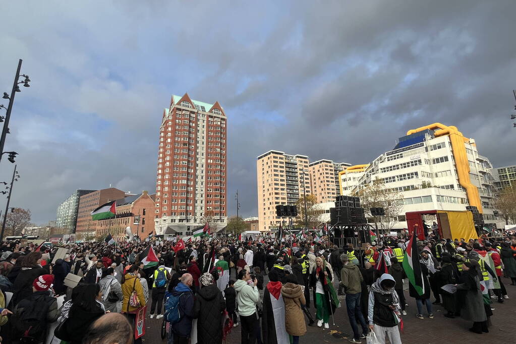 Grote opkomst pro Palestina demonstratie