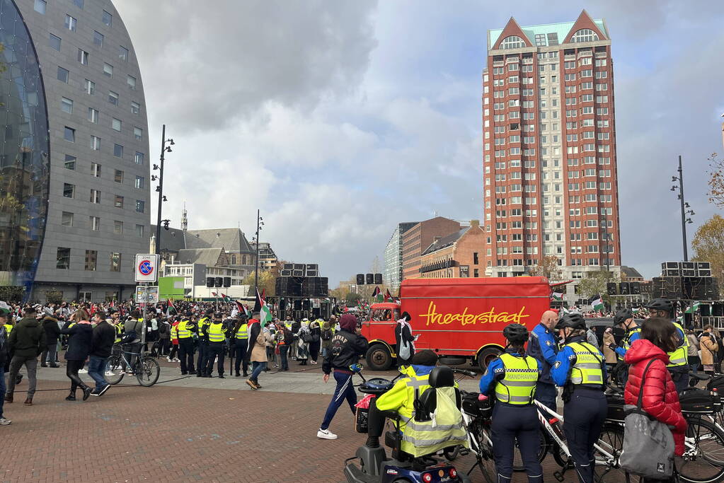 Grote opkomst pro Palestina demonstratie