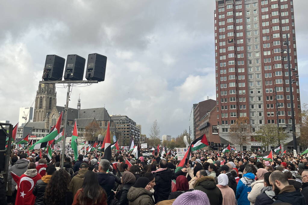 Grote opkomst pro Palestina demonstratie