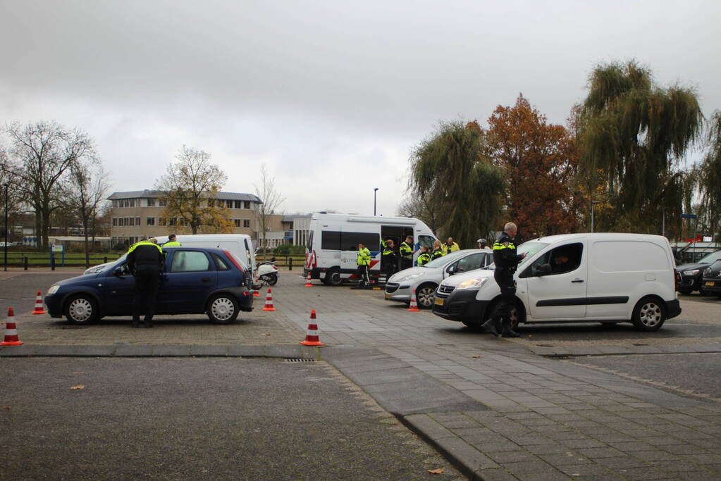 Politie houdt grote verkeerscontrole