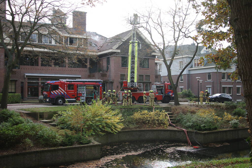 Zeer grote brand in appartementencomplex