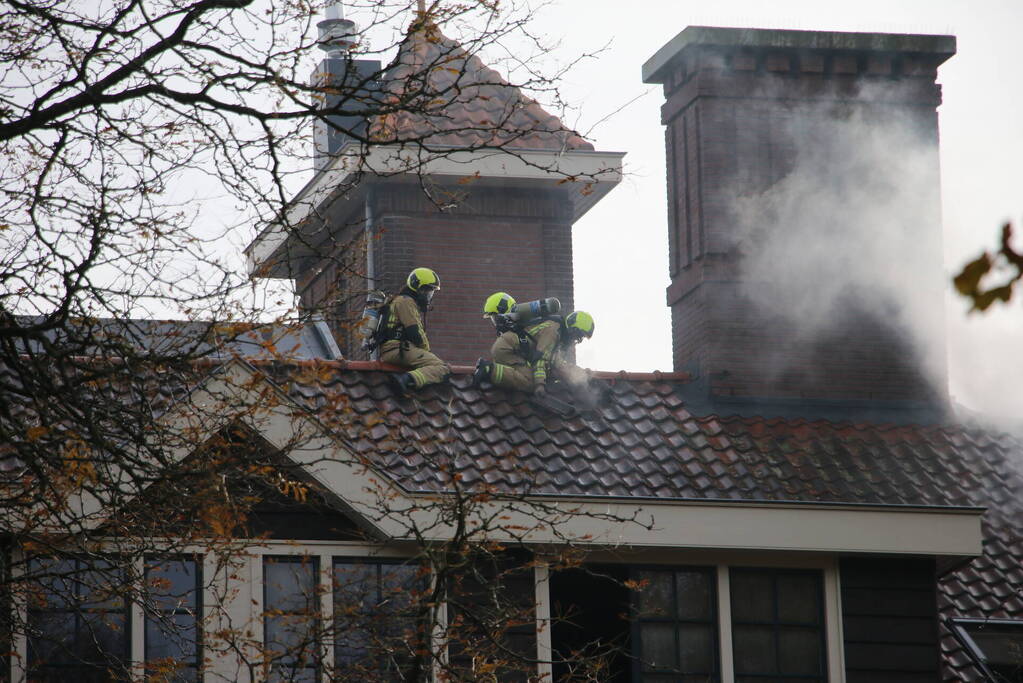 Zeer grote brand in appartementencomplex