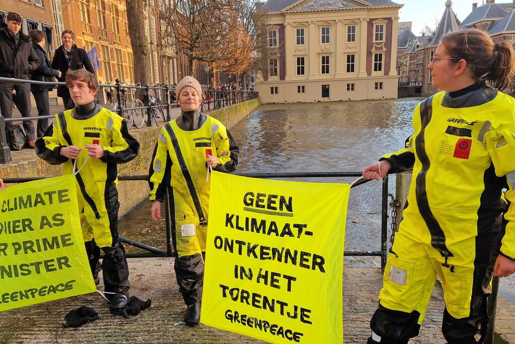 Demonstratie bij torentje na winst PVV