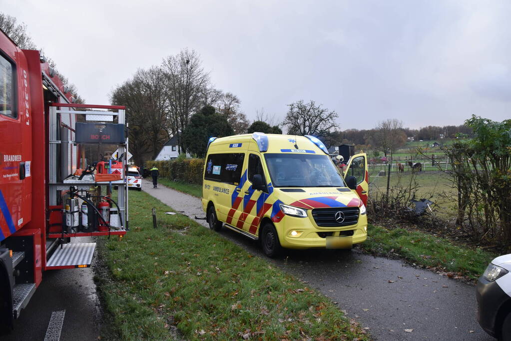 Veel schade bij aanrijding tussen twee voertuigen