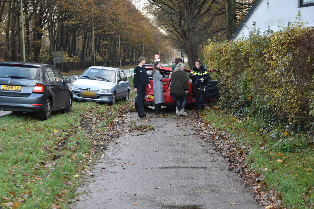 Veel schade bij aanrijding tussen twee voertuigen