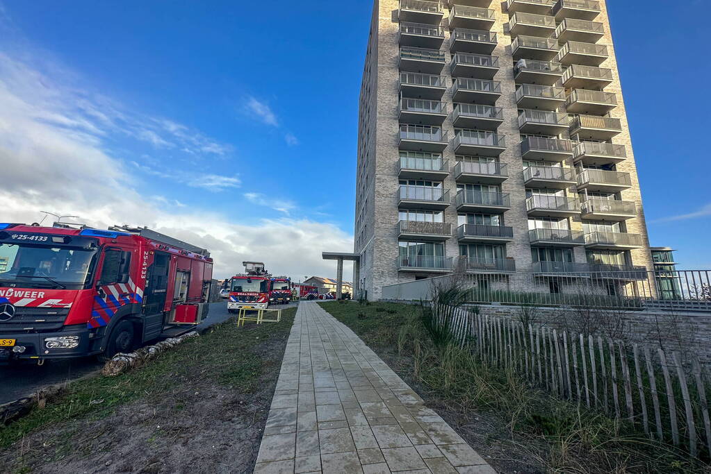 Flatgebouw deels ontruimd vanwege brand