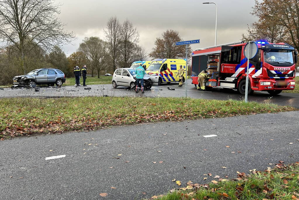 Gewonde na flink ongeval op kruising