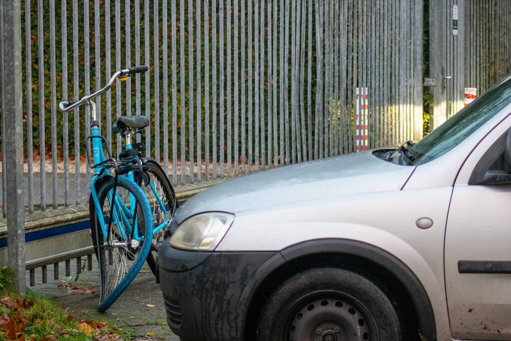 Fietser gewond bij aanrijding met bestelbus