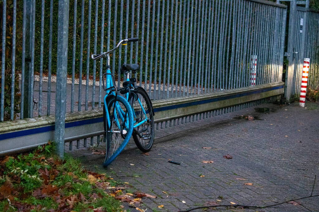 Fietser gewond bij aanrijding met bestelbus