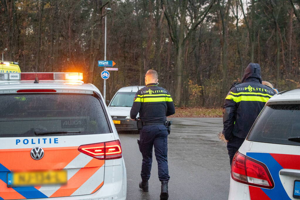 Fietser gewond bij aanrijding met bestelbus