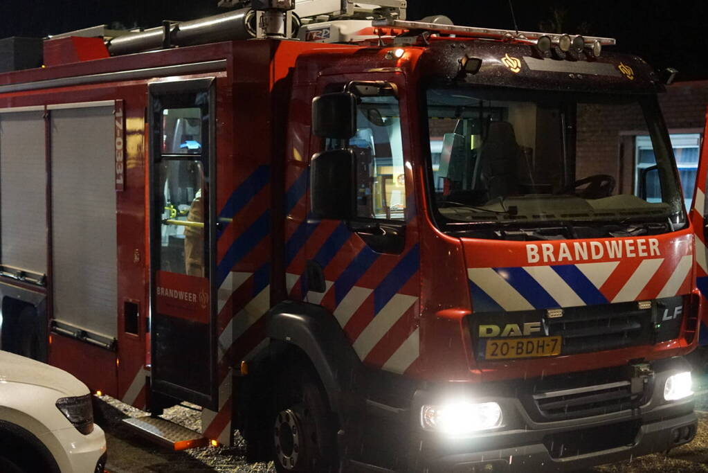 Brand in plantenbak snel geblust