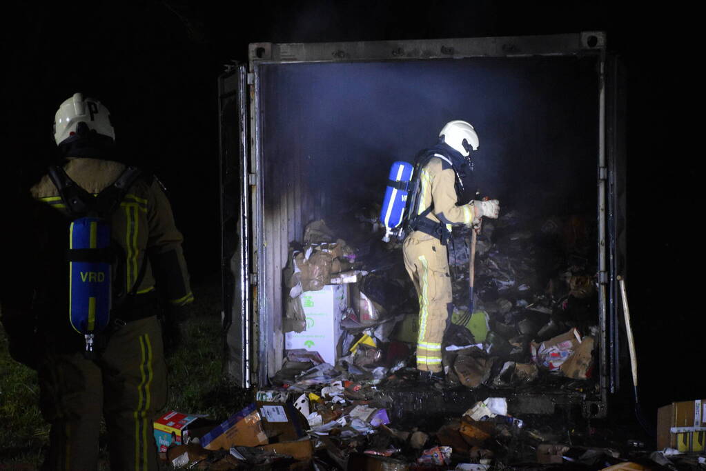 Flinke brand in grote container