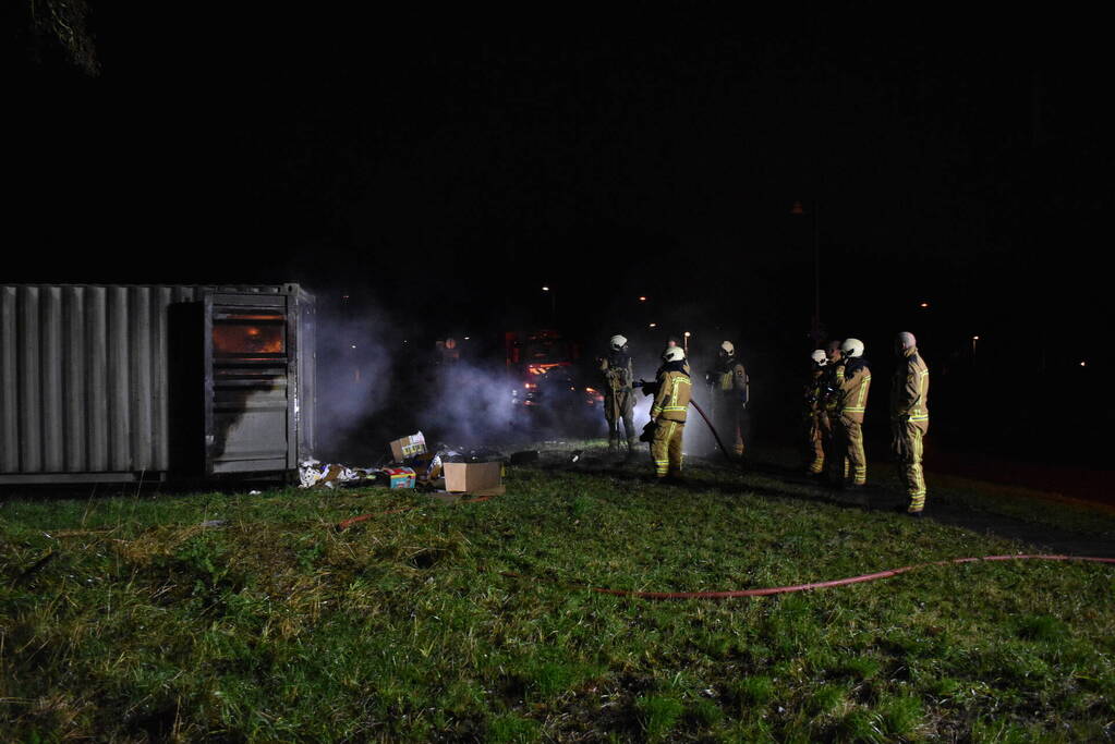 Flinke brand in grote container