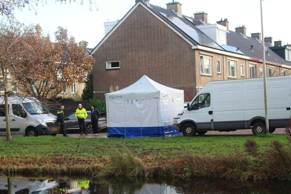 Levenloos lichaam aangetroffen in water