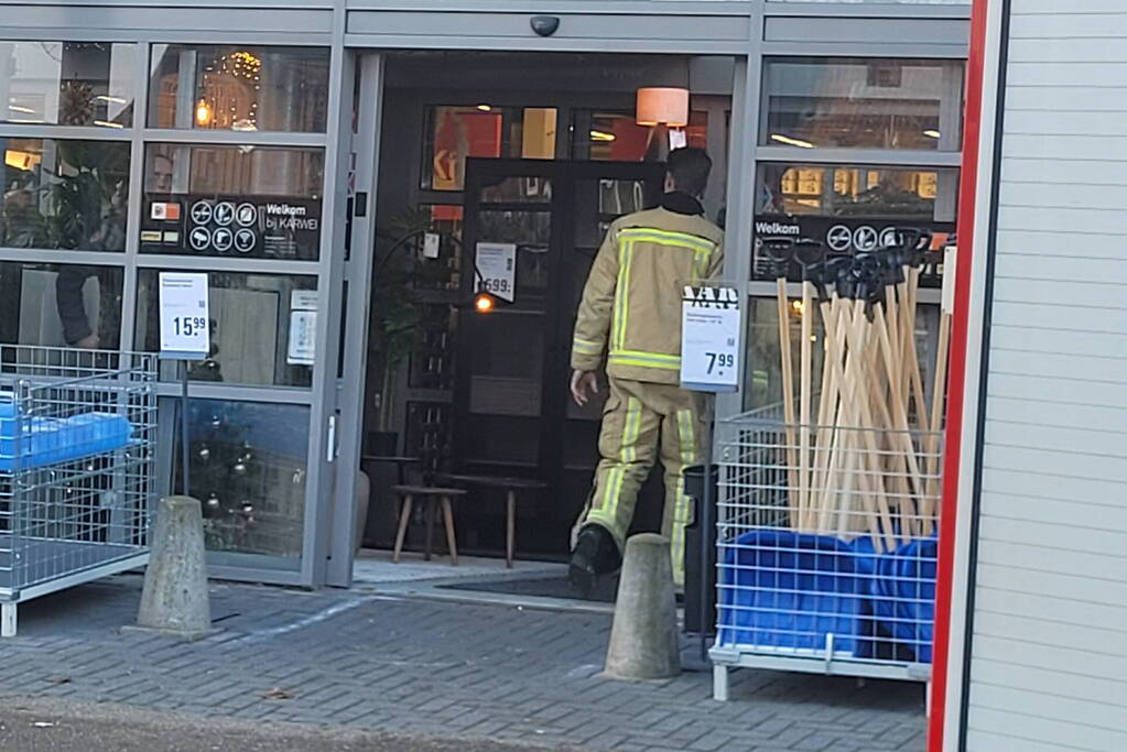 Rookontwikkeling in bouwmarkt