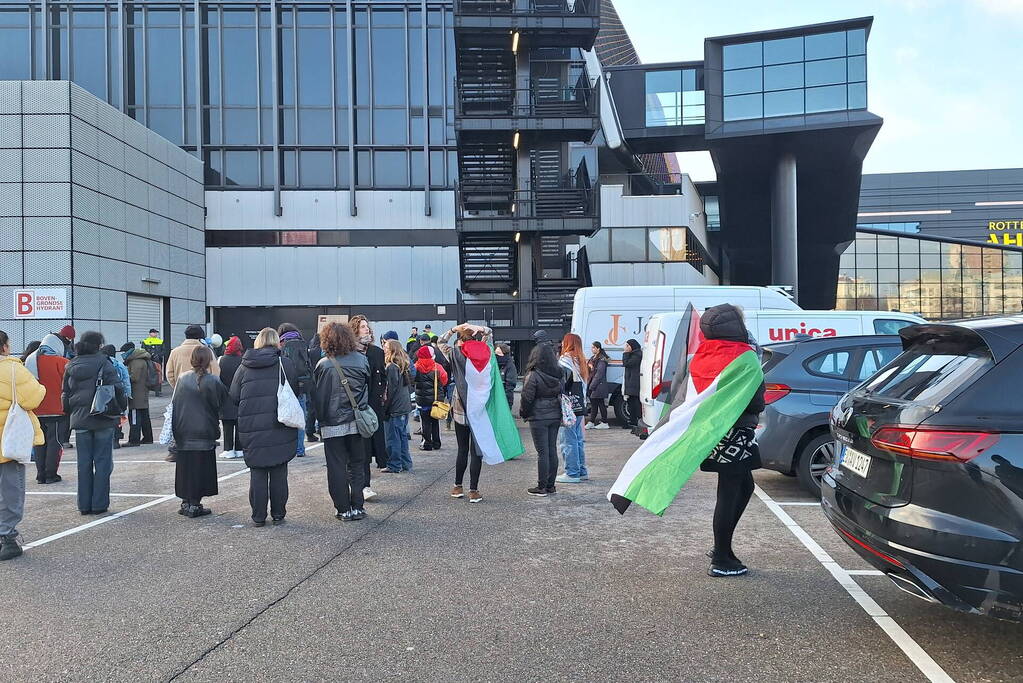 Waarschuwingsschot gelost bij demonstratie