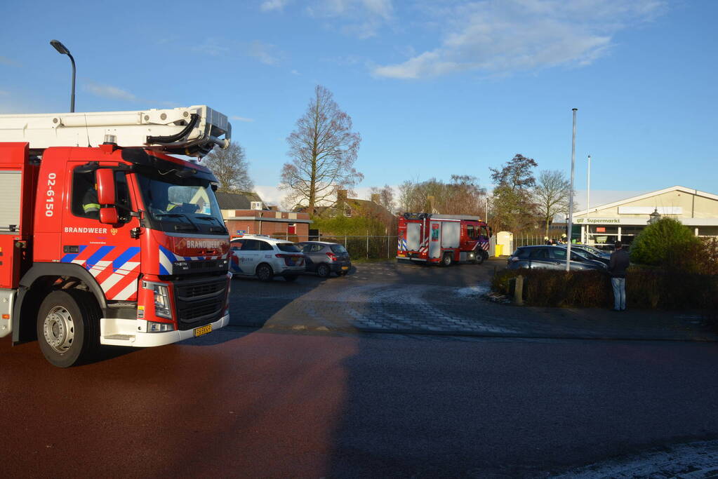 Mogelijk brand in supermarkt