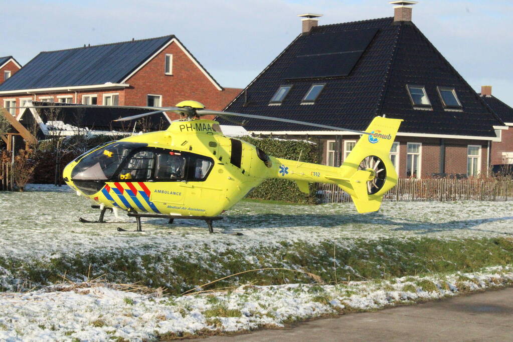 Traumateam assisteert bij medische noodsituatie