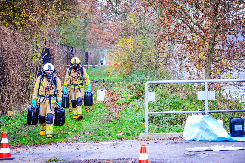 Vaten aangetroffen in de Eem