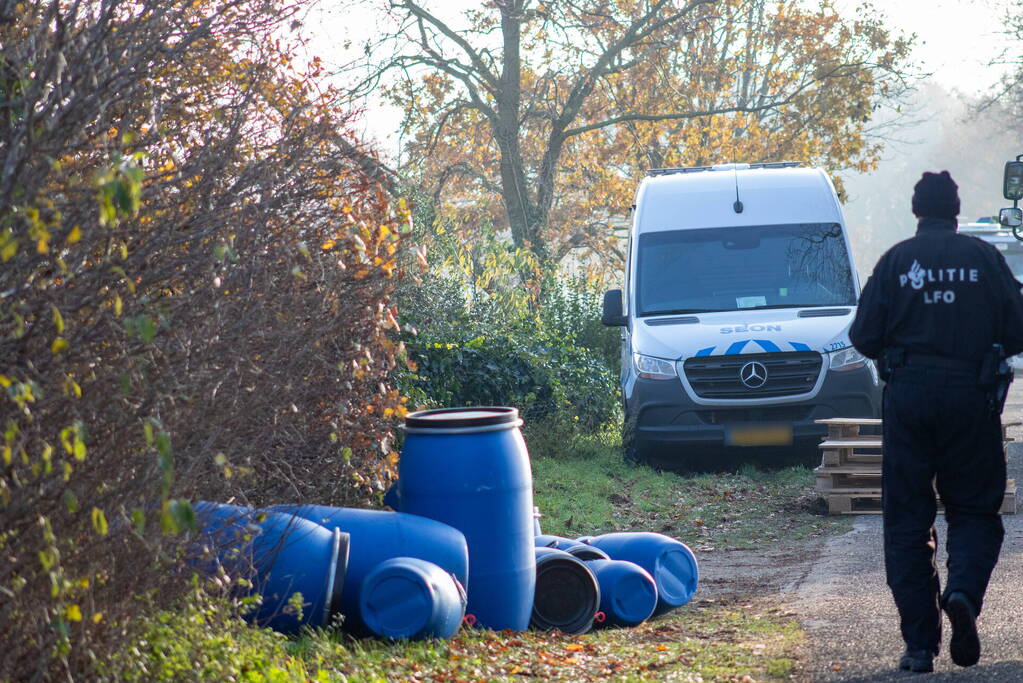 Politie verwijdert laatste drugsafval uit drugslab